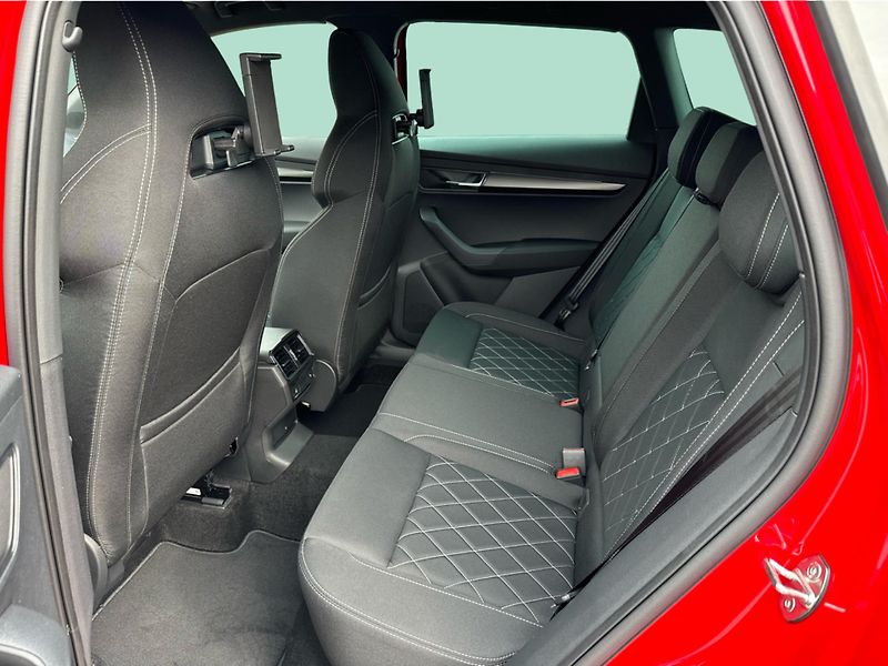 Škoda Karoq Sportline 2,0 TSI 140 kW 7-stu - fotka 12 z 22