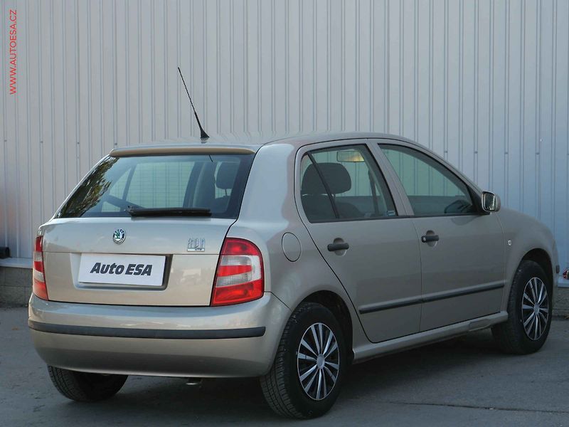 Škoda Fabia (2005) 1.2 HTP, ČR, El.výbava - fotka 4 z 15