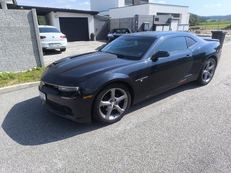 Chevrolet Camaro RS,KRÁSNÝ,SERVISKA,110TKM,1MAJ - fotka 9 z 19