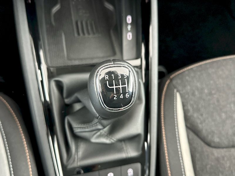 Škoda Scala (2025) 1.0TSI 85kW Top Selection - fotka 23 z 31