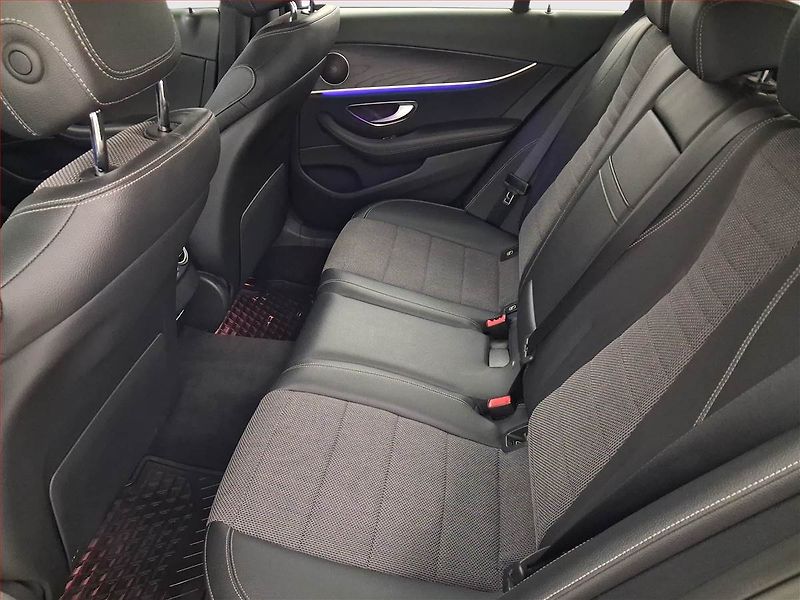 Mercedes-Benz Třídy E (2018) E 200 - fotka 10 z 23