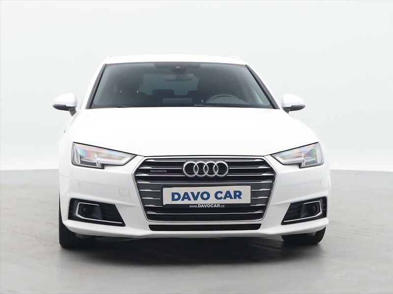 Audi A4 3,0 TDI quattro S-line S-Troni - fotka 2 z 33