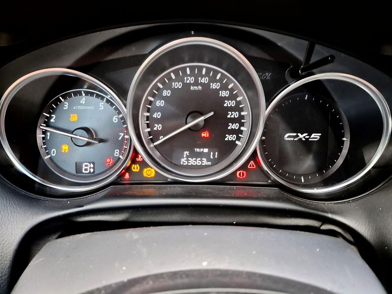 Mazda CX-5 2.0 benzin Rezervace - fotka 39 z 48