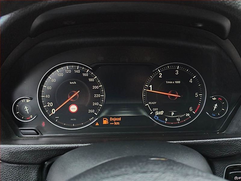BMW Řada 3 (2019) 320d xDrive GT, 4X4, Automat - fotka 11 z 17