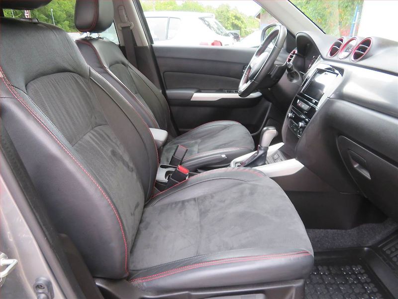 Suzuki Vitara (2016) 1.4 BoosterJet, 4X4, Automat - fotka 9 z 19