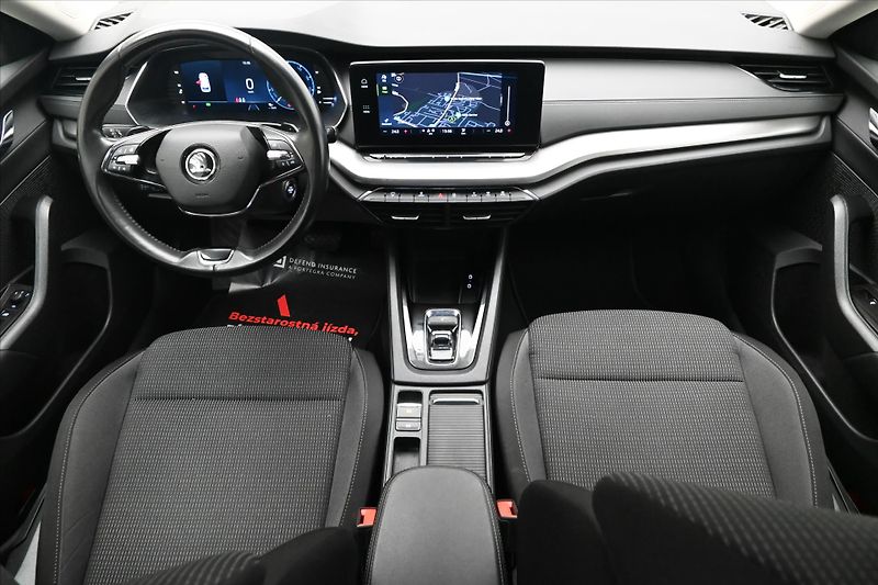 Škoda Octavia 2,0 TDI 110kW DSG NAVIGACE Zár - fotka 15 z 30