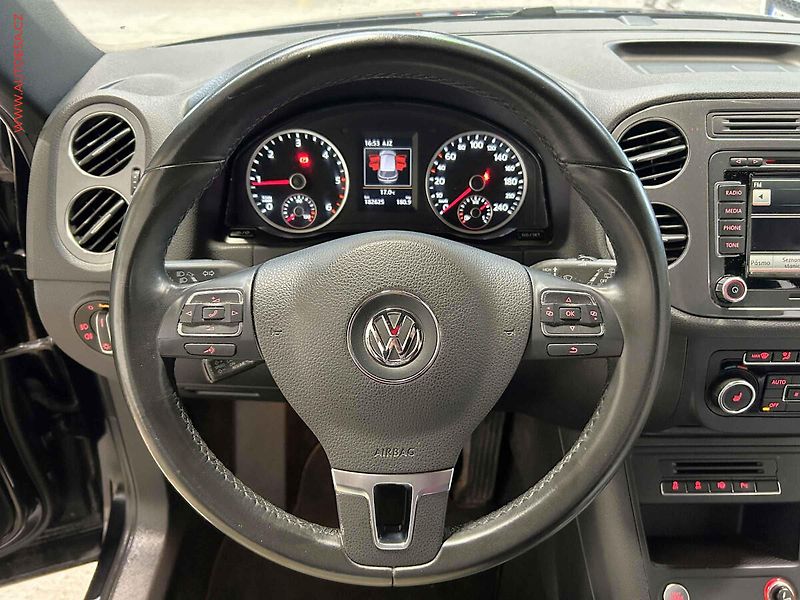 Volkswagen Tiguan (2014) 2.0 TDi 4x4, R-Line, bixen - fotka 17 z 17