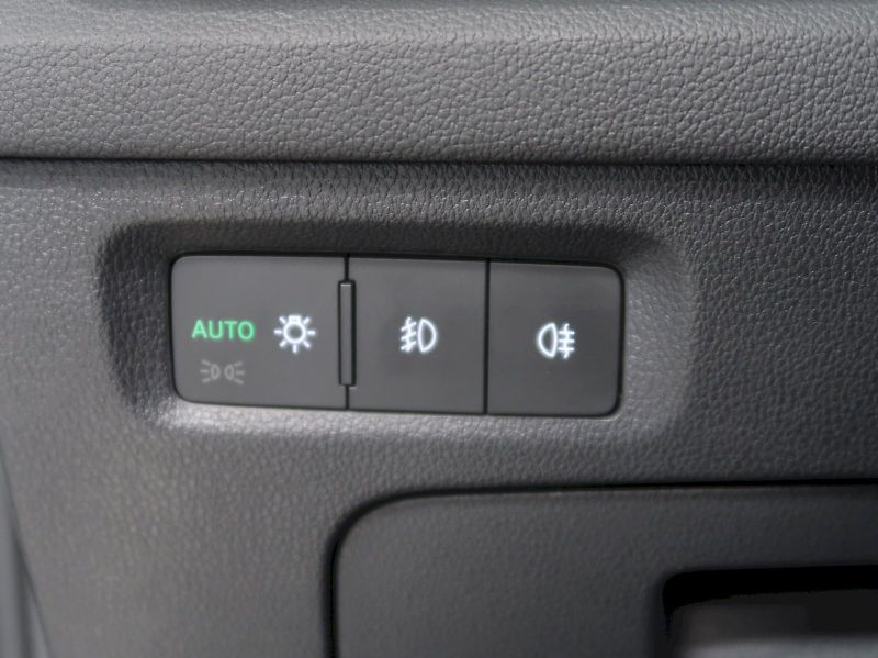 Škoda Octavia (2021) AMBITION 2.0TDI 85KW - fotka 31 z 36