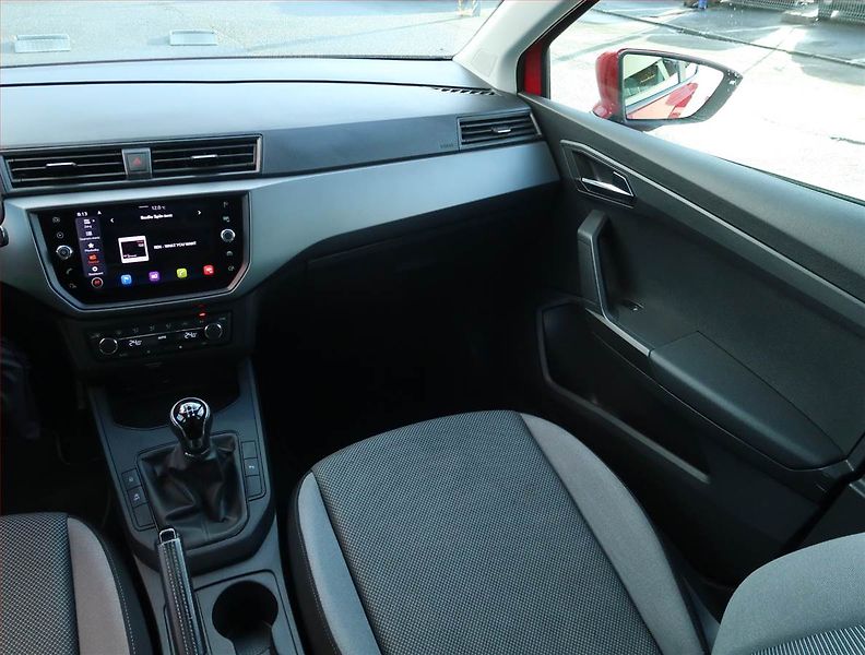 Seat Ibiza (2021) 1.0 TSI, Navi, Tempomat - fotka 8 z 21