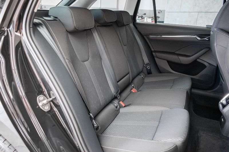 Škoda Octavia 2.0 TDI *REZERVACE* - fotka 12 z 44