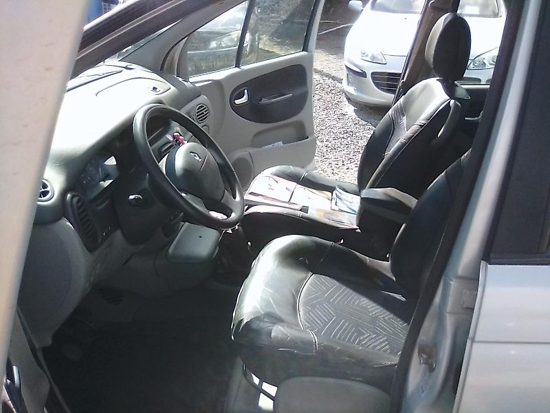 Renault Scénic (2002) 1.9 Dci Expression, jede dobře - fotka 11 z 30