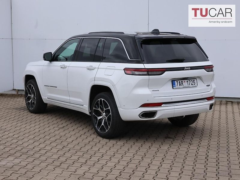 Jeep Grand Cherokee (2022) Summit Reserve 5.7 V8 HEMI  - fotka 4 z 41