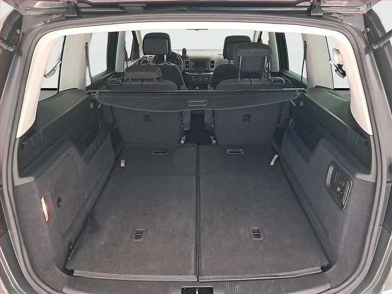 Volkswagen Sharan (2012) 2.0 TDI BMT, 6 míst, Navi - fotka 14 z 24