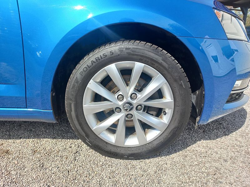 Škoda Octavia (2019) 1.5TSi 110kW ČR DPH - fotka 16 z 20