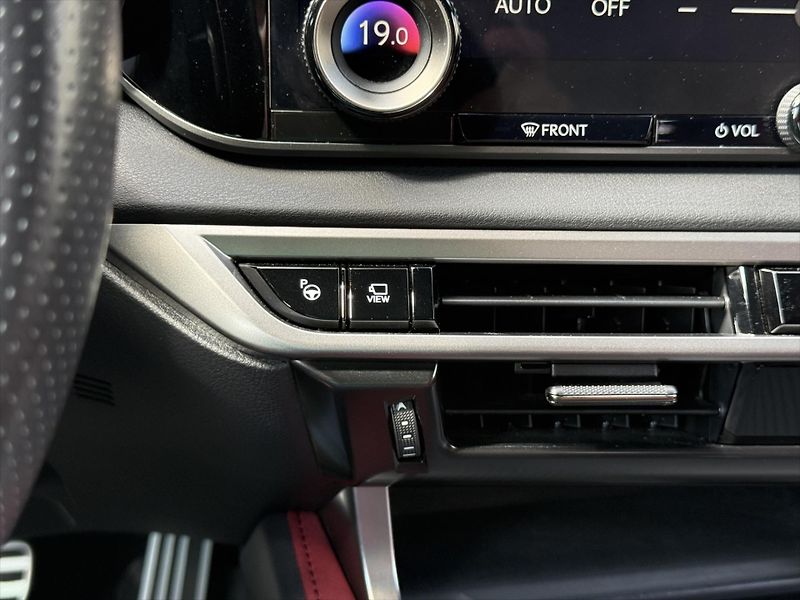 Lexus RX 500h 2,4 F SPORT Plus Panoramic - fotka 21 z 28