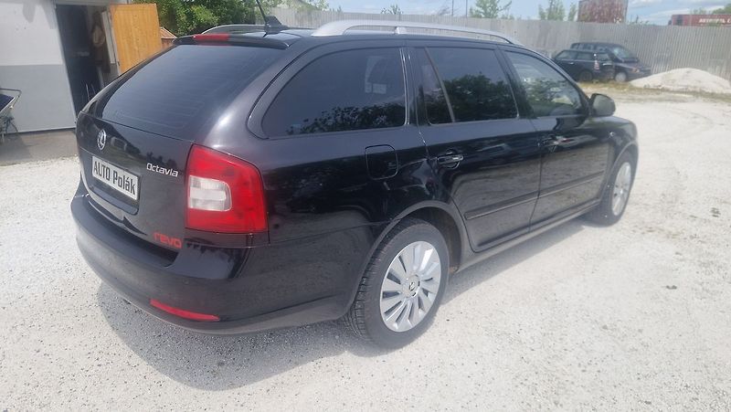 Škoda Octavia 1,8 i 16V - fotka 5 z 13