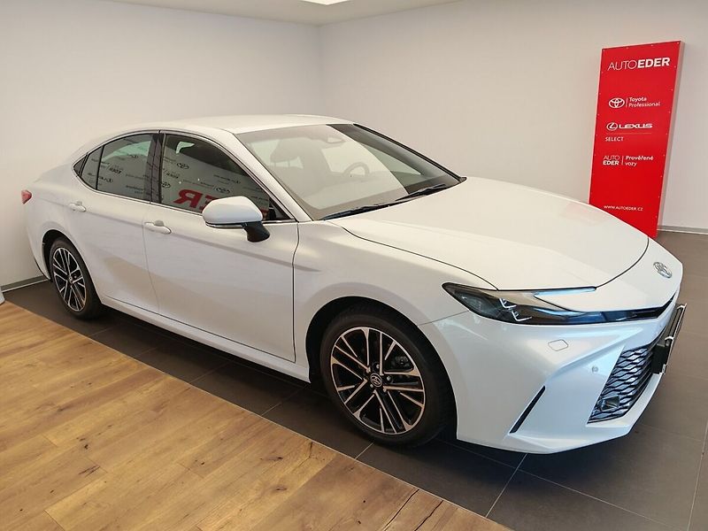 Toyota Camry Prestige - fotka 3 z 38