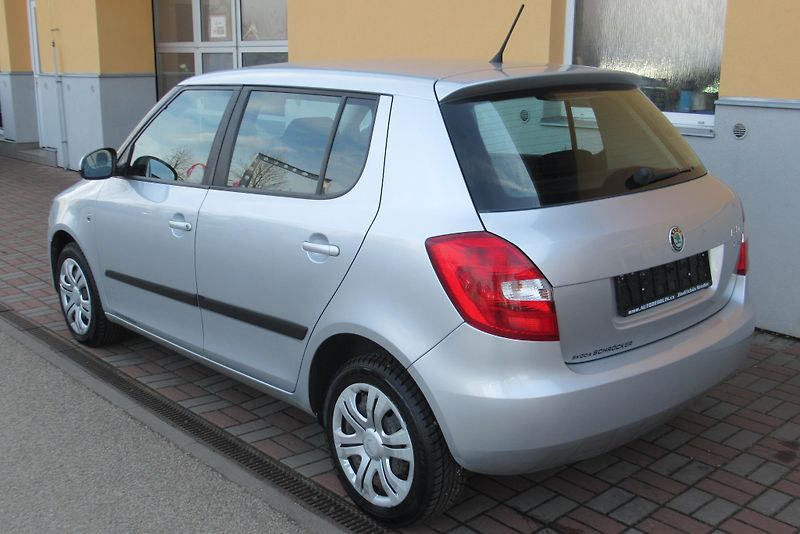 Škoda Fabia 1.6 TDI KLIMA - fotka 2 z 18