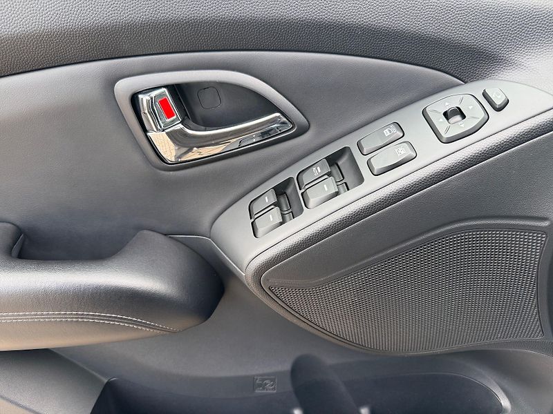 Hyundai ix35 1,7 CRDi 85 kW Style - fotka 14 z 24