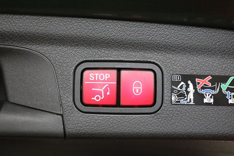 Mercedes-Benz GLE 450d 4MATIC, AMG Premium,Tažné - fotka 7 z 41