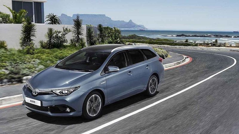 Mazda 6 si účtuje za kombi přesně tolik, co za sedan. Tedy 716 400 Kč.