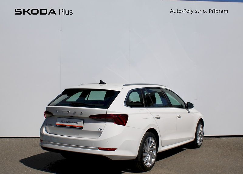 Škoda Octavia (2021) iV Style Plus 1.4TSI / 150kW 6 - fotka 2 z 24