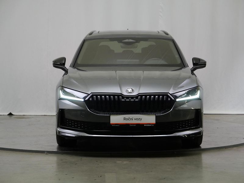 Škoda Superb - fotka 4 z 28