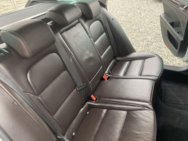 Škoda Superb 2.0TDi 4x4 170PS DSG L+K COMBI - fotka 120 z 158
