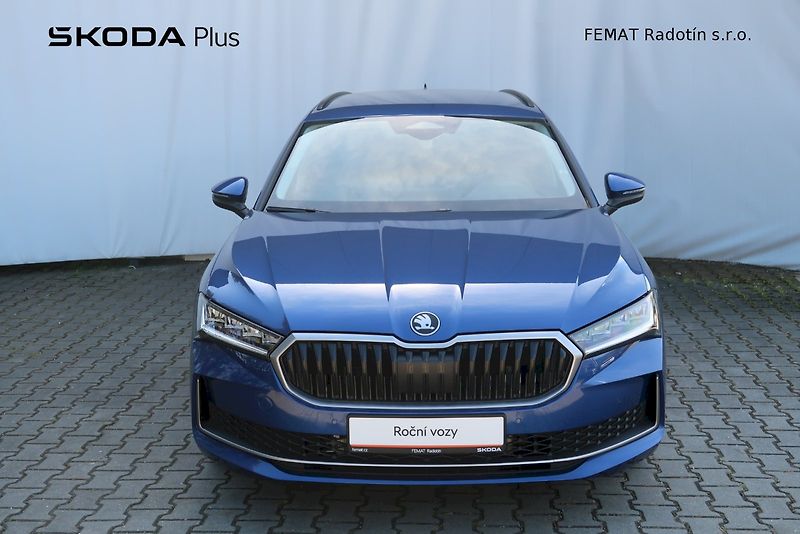 Škoda Superb (2024) Combi Selection 1,5 TSi / 150 - fotka 4 z 33