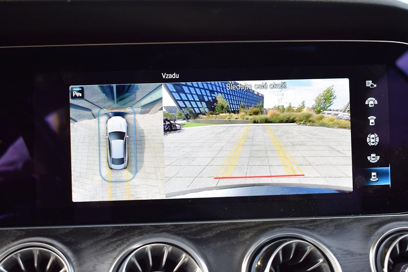 Mercedes-Benz Třídy E (2021) E400d 4M AMG Coupe/KeyLess/mas - fotka 30 z 46