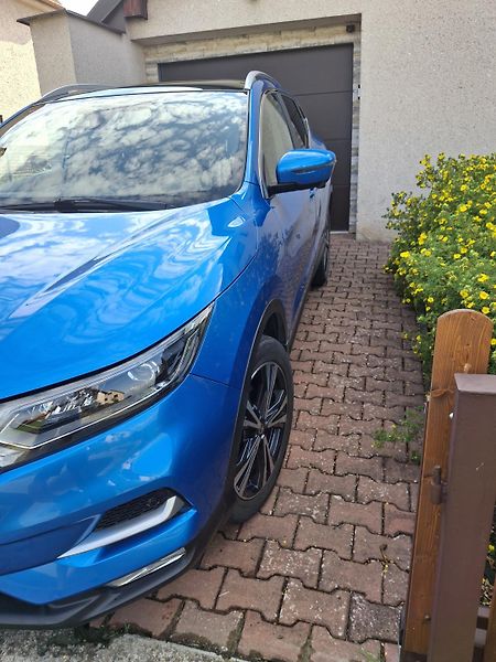 Nissan Qashqai (2018) Nová STK,1,6 benzín,N-connecta - fotka 9 z 25