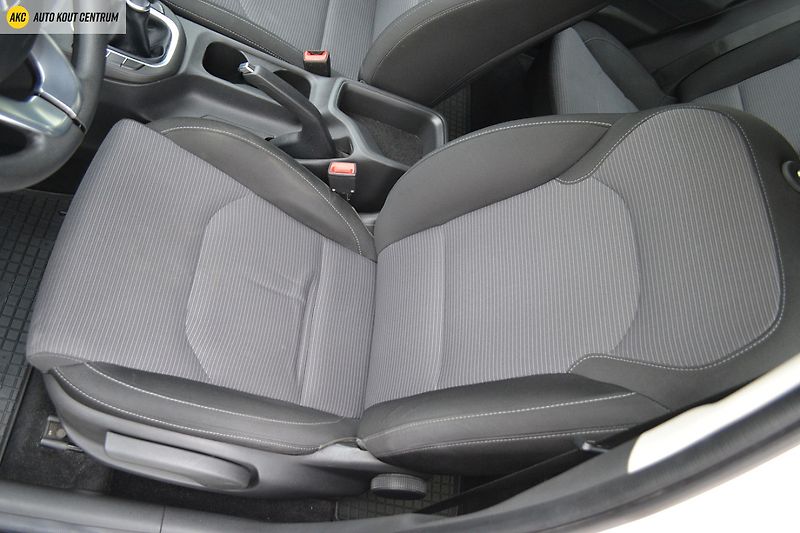 Hyundai i30 22 HB 1,5I MT START PLUS - fotka 19 z 45