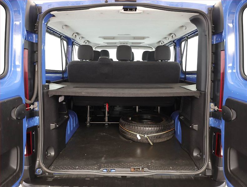 Opel Vivaro (2019) 1.6 BiCDTI, Bus, 9Míst, ČR - fotka 15 z 15