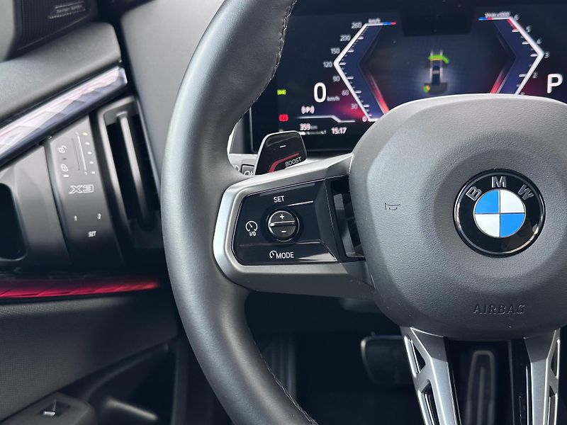 BMW X3 xDrive20d M-Sport PRO - fotka 24 z 28