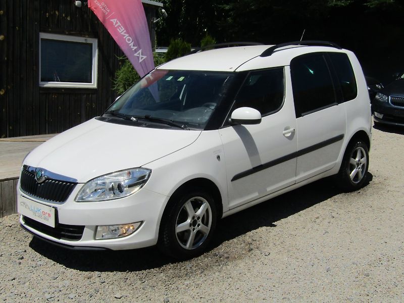 Škoda Roomster (2012) 1.6 TDI 66kW - fotka 1 z 37