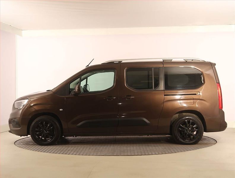 Opel Combo (2020) Maxi Edition 1.2 Turbo, 5Míst - fotka 3 z 21
