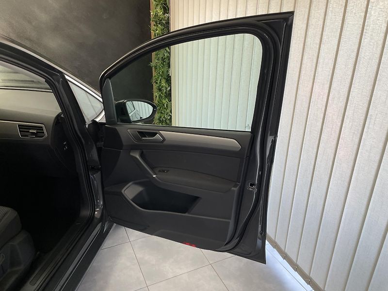 Volkswagen Touran 1.5 TSi 110 kW REZERVACE  - fotka 12 z 25