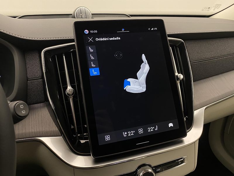 Volvo XC90 (2026) T8 AWD Plug-in BRIGHT PLUS 7m - fotka 70 z 72