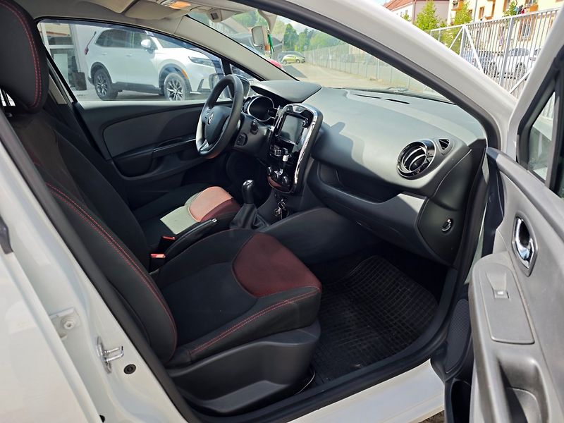 Renault Clio (2013) 1.2 16V Lutecia NAVI nové ČR - fotka 11 z 41