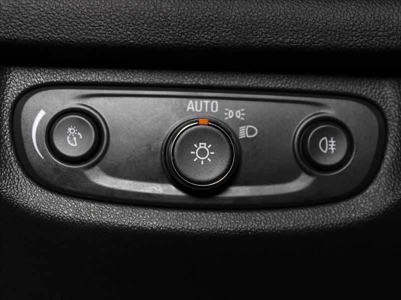 Opel Insignia 2,0 GSI 191kW 4x4 Bose Výprode - fotka 16 z 24