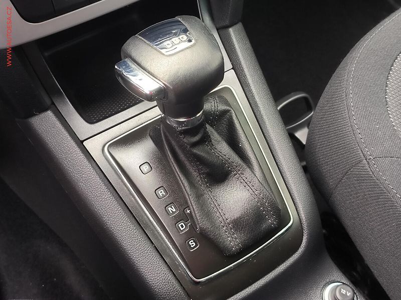 Škoda Yeti (2011) 1.2 TSi, Ambition, DSG - fotka 16 z 17