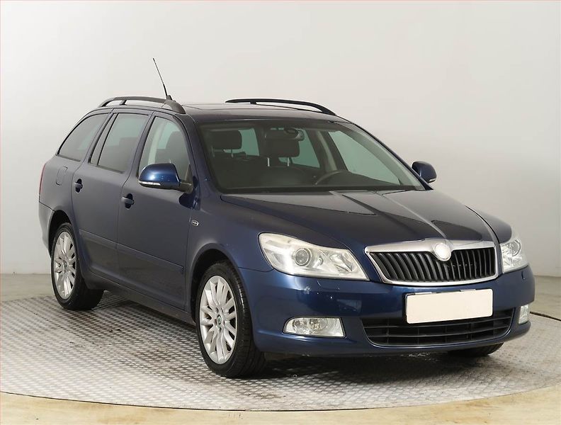 Škoda Octavia (2009) Laurin&Klement 2.0 TDI - fotografie inzerátu