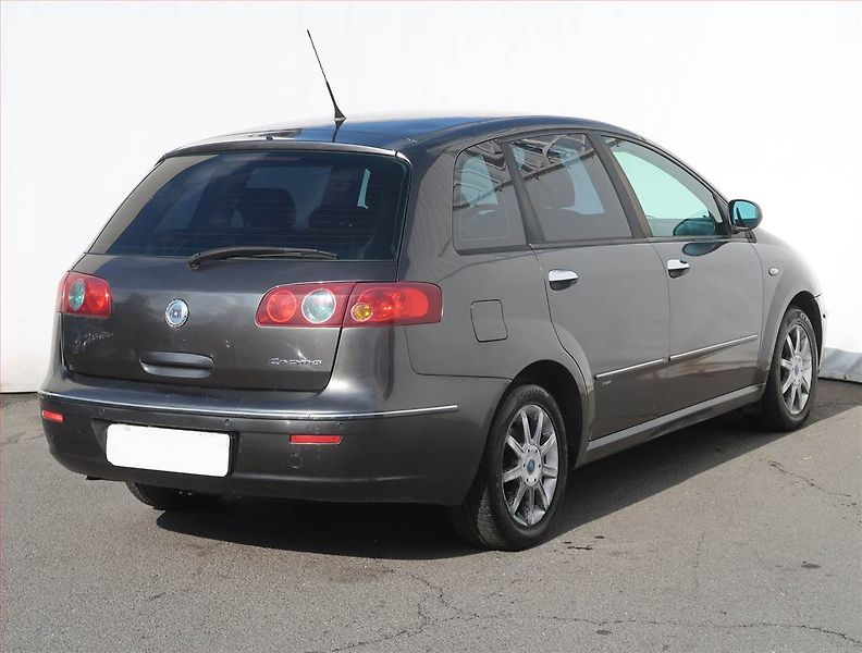 Fiat Croma (2006) 1.9 Multijet, nová STK, Tažné - fotka 5 z 16