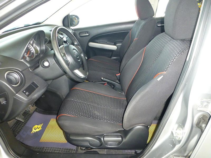 Mazda 2 (2012) 1,3i 55KW*KLIMA+ SADA KOL - fotka 10 z 26