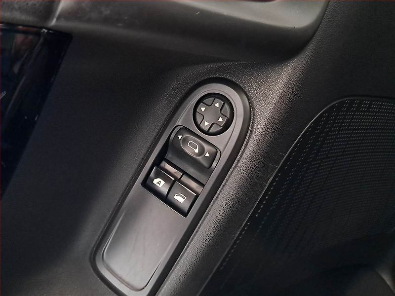Citroën C3 (2014) 1.2 VTi, nová STK - fotka 14 z 16