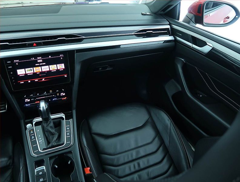 Volkswagen Arteon (2022) R-line 2.0 TSI 4Motion - fotka 8 z 22