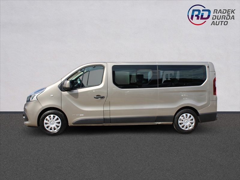 Renault Trafic 1,6 dCi  NOVÉ V ČR, 8 MÍST - fotka 8 z 24