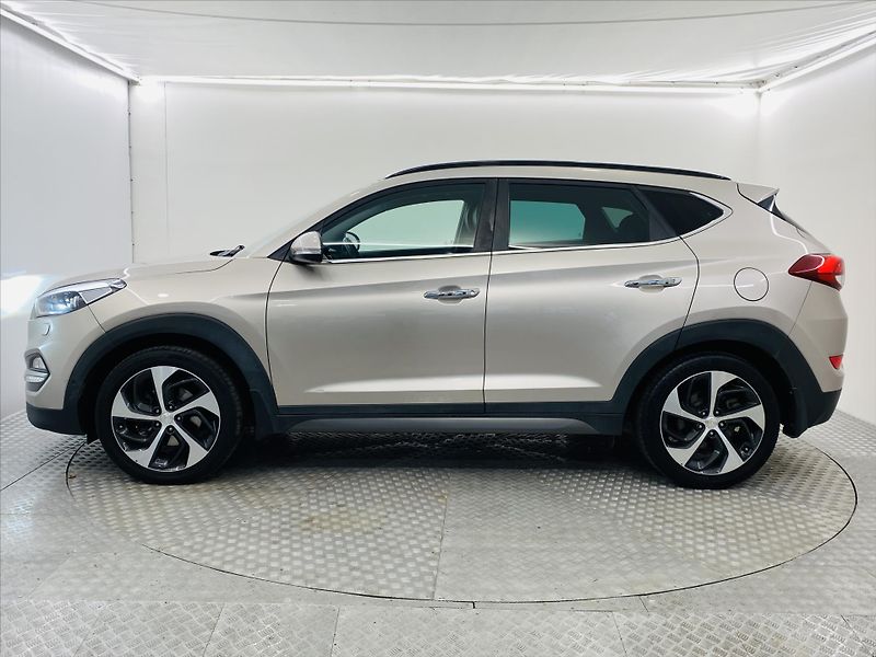 Hyundai Tucson 2,0 CRDi 136kW 4x4 Premium - fotka 3 z 25