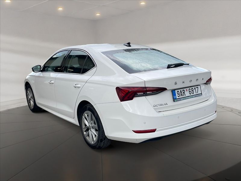 Škoda Octavia 1,5 TSI Style - fotka 4 z 11