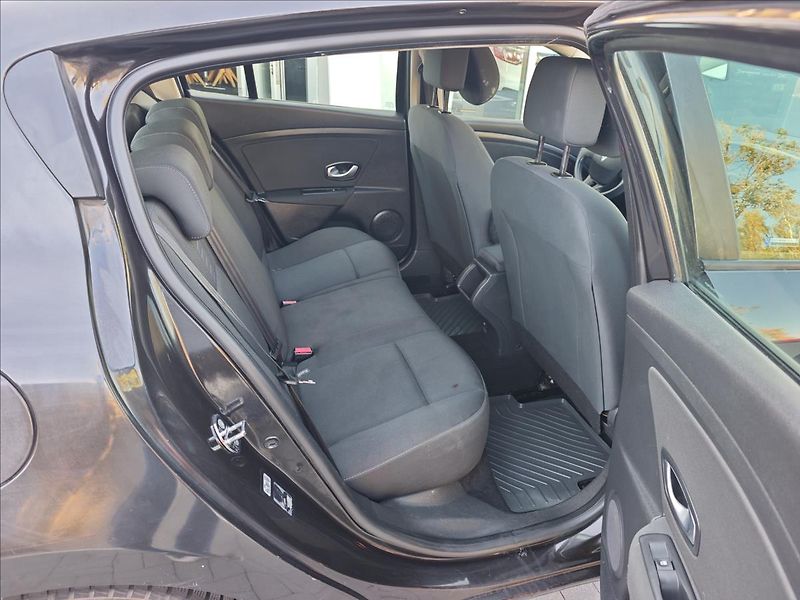 Renault Mégane 1,6 16V  Expression - fotka 13 z 20